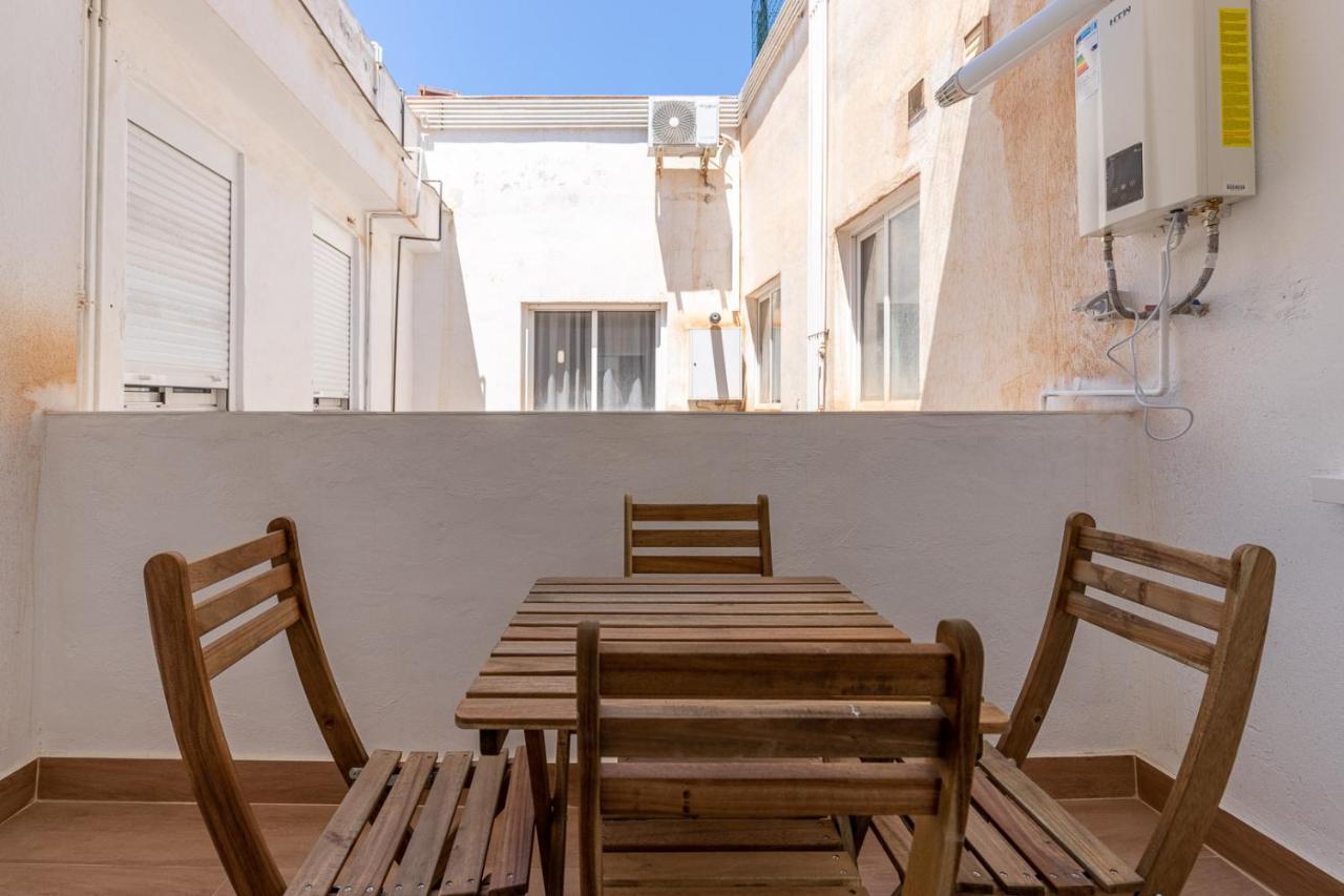 Fun Building Apartments By Homeabout Málaga Exterior foto